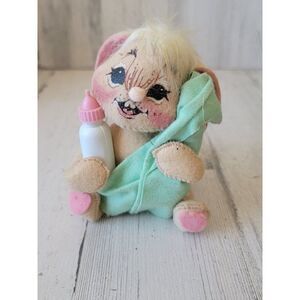 Annalee 1994 baby bunny mini bottle blanket Mobility doll